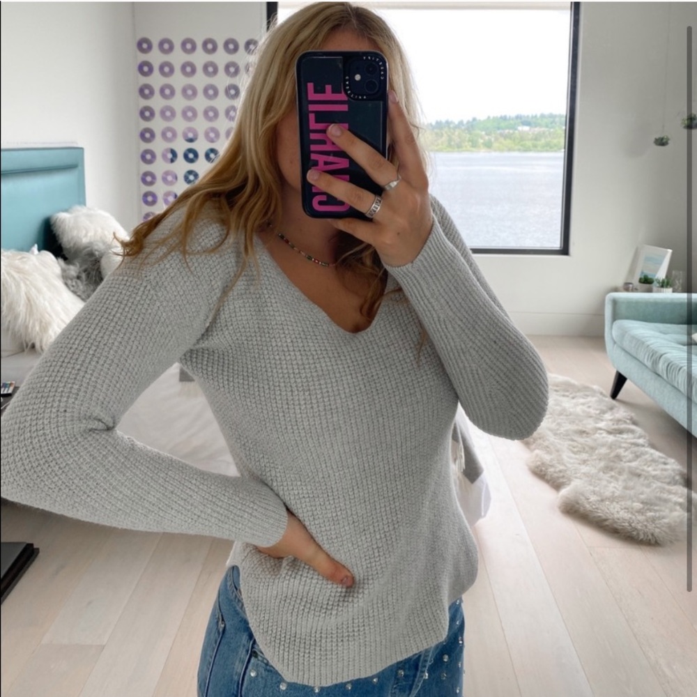 Aritzia Wilfred Free Grey Sweater